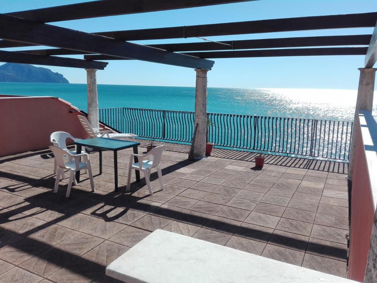 Un Tuffo In Mare Apartment Genoa Ngoại thất bức ảnh